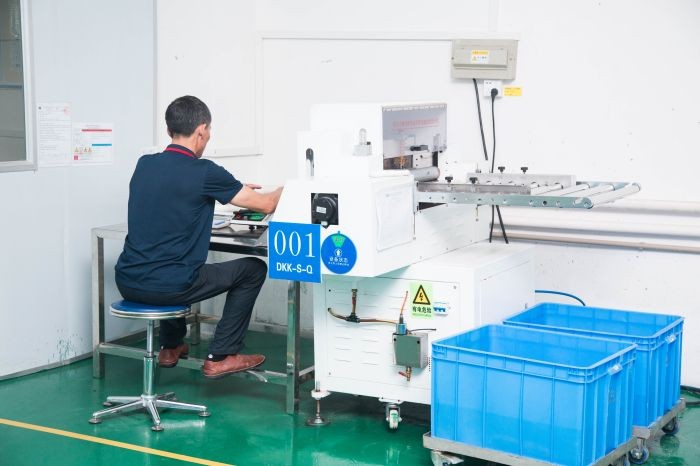 橡膠（jiāo）專用切料機